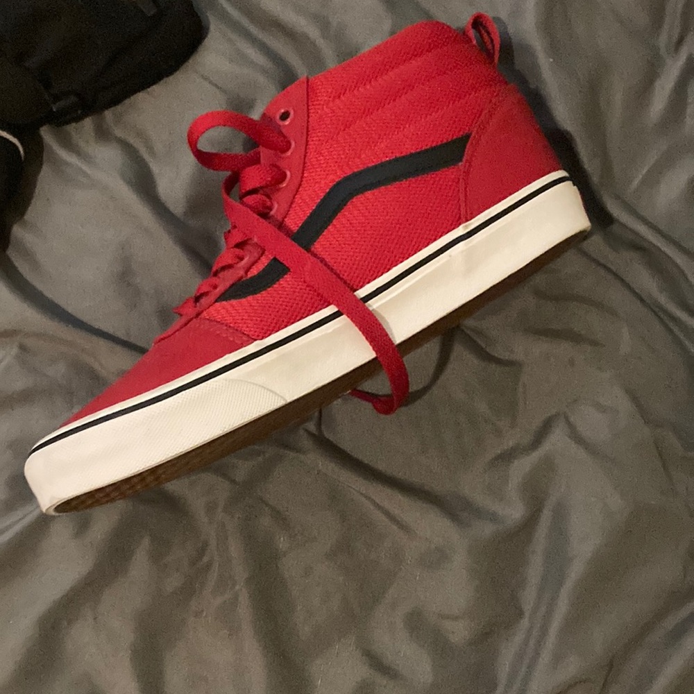 High top vans. Brand new size 8.5
